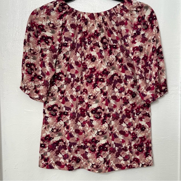 ELLE Women's Multi Floral Knit Short Sleeved Top, Rich Shades of Pink and Beige - Picture 5 of 5